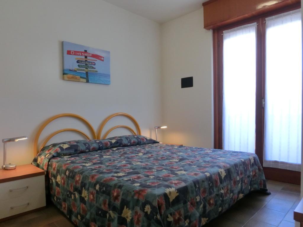 Salisburgo Apartamento Lignano Sabbiadoro Quarto foto