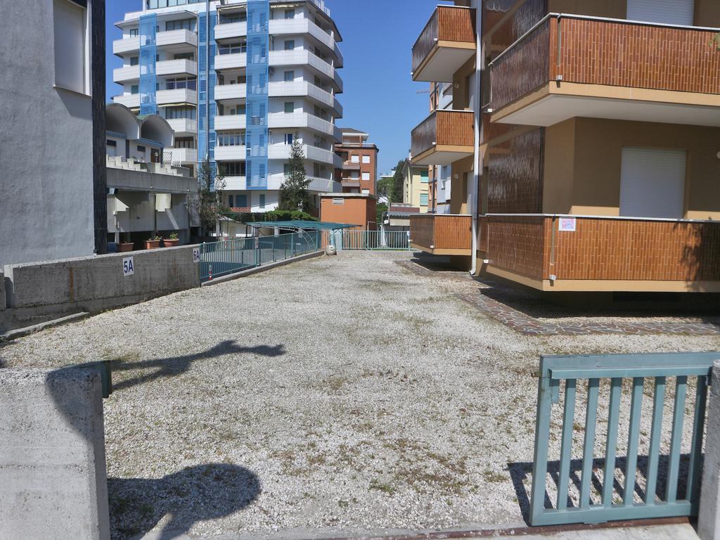 Salisburgo Apartamento Lignano Sabbiadoro Exterior foto